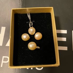 Fresh Water Pearls Jewelry Set